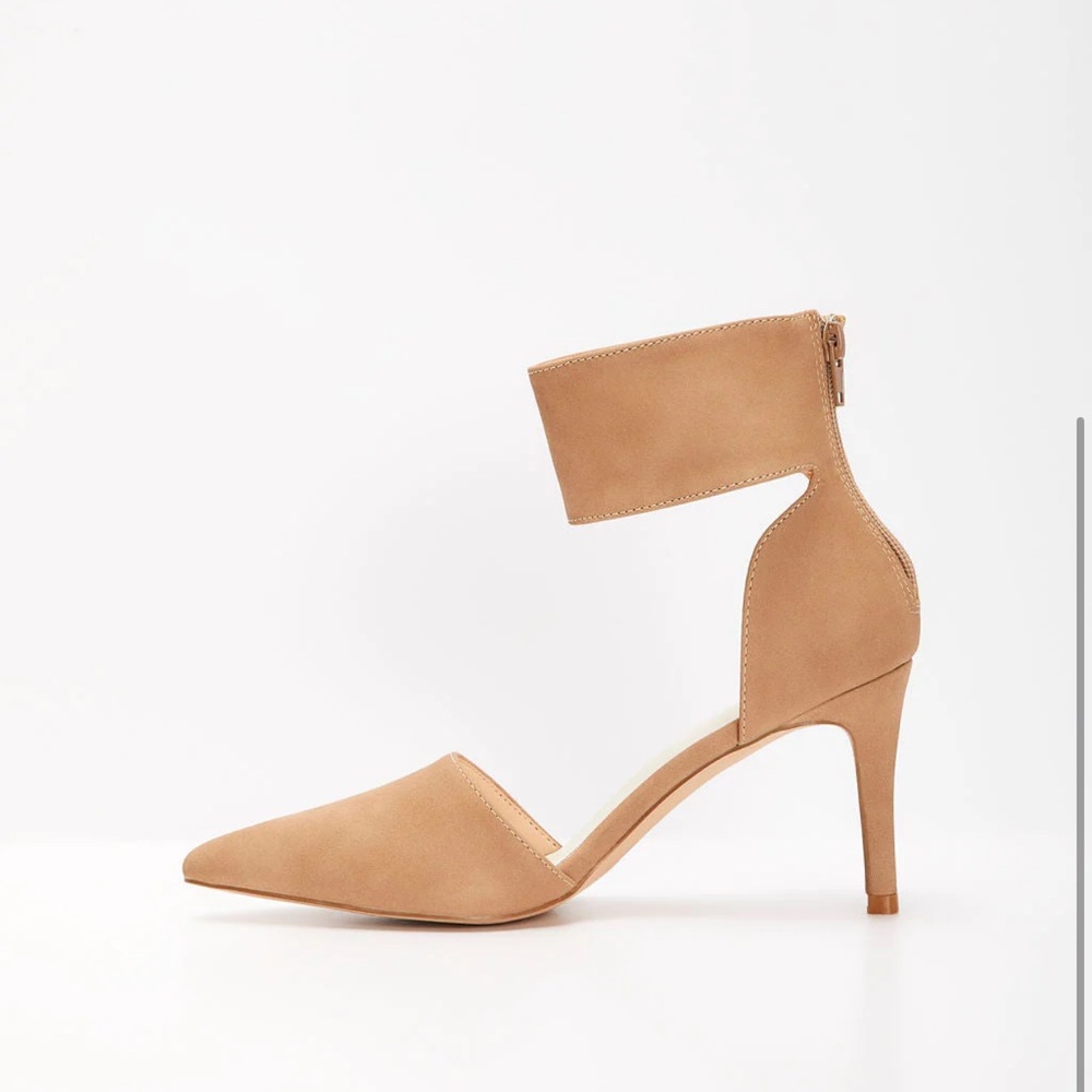 NWOT Heels